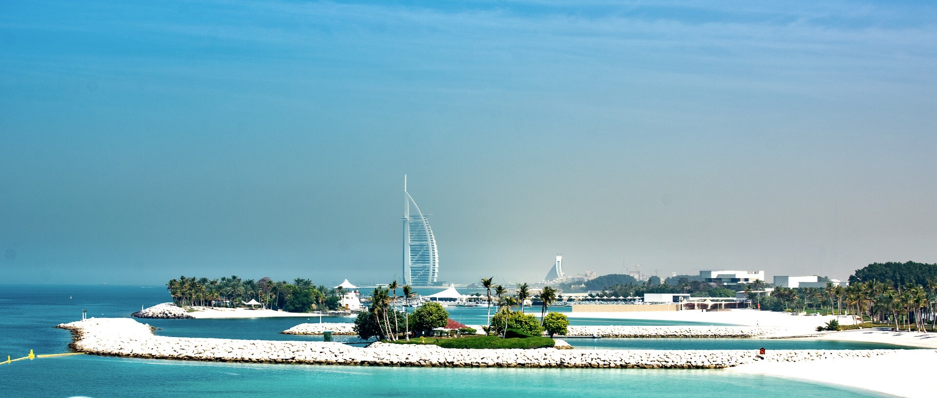 Himmlische Strände mit Blick auf Burj al Arab Dubai