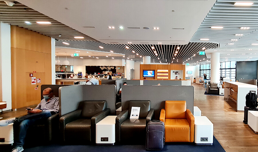 Relax- und Arbeitsbereich Lufthansa Business Class Lounge A 13 in Frankfurt