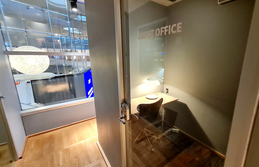 Einzelbüros / Telefonkabinen in der SAS Gold Lounge Kopenhagen