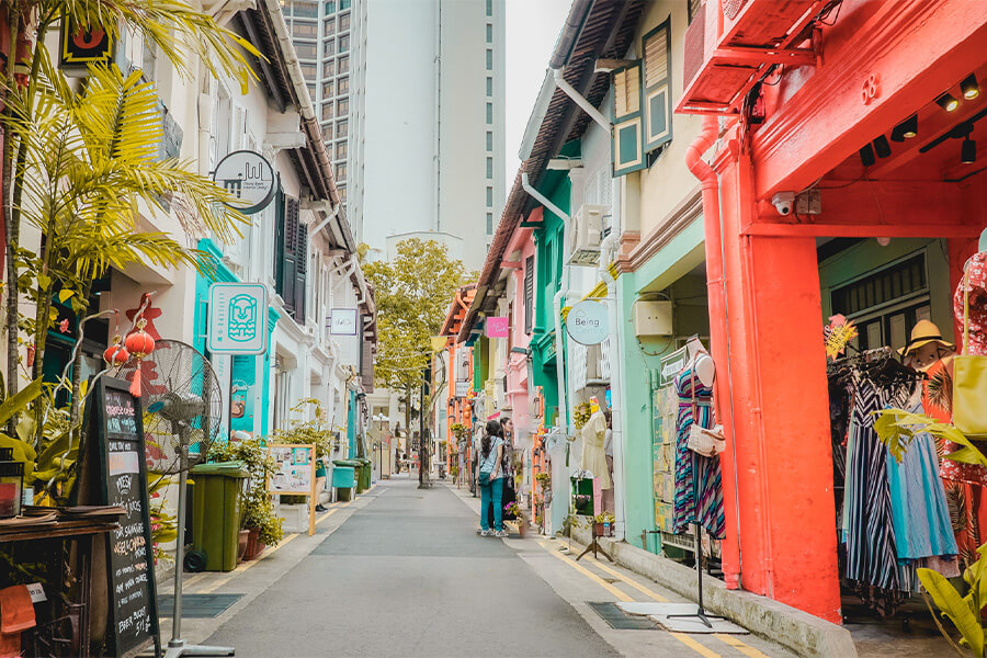 Die charmante Haji Lane in Singapur lädt zum Bummeln und Verweilen ein