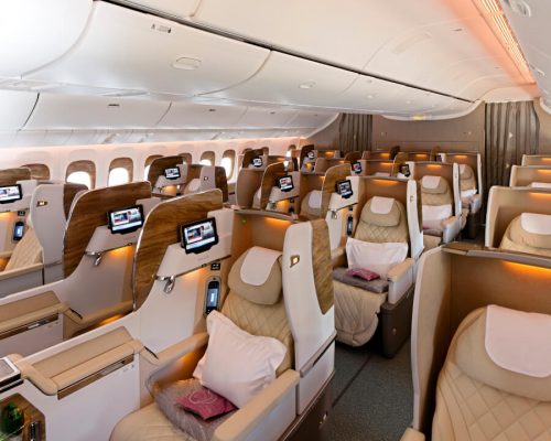 Emirates Business Class in Boing 777-300